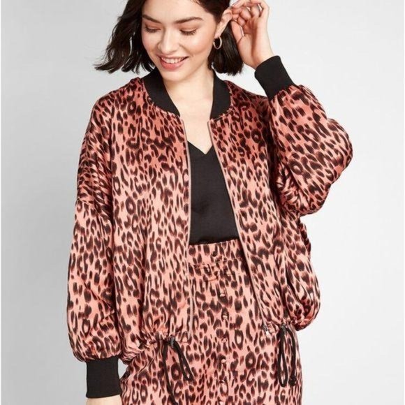 bb dakota leopard bomber